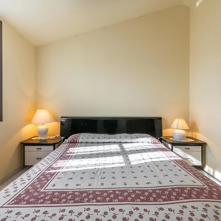 Via Mazzini 87 * Calasetta