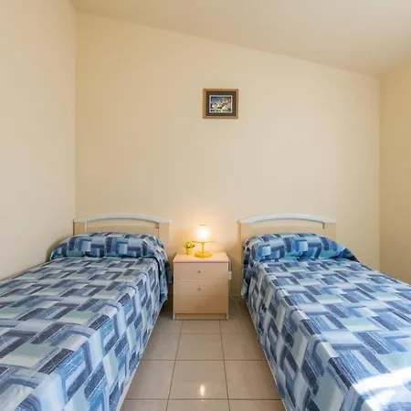 Via Mazzini 87 * Calasetta